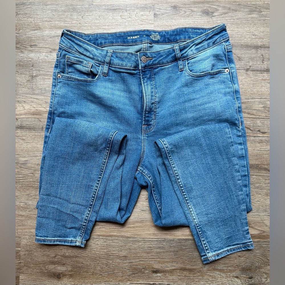 COPY - Old Navy High Waisted Rockstar Jeans